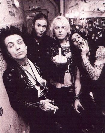 Backyard Babies - Made Me Madman